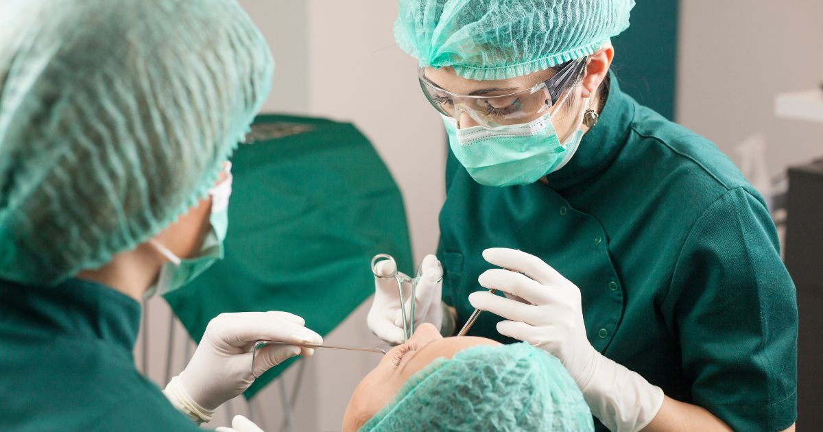 MDW Centre - Best Dental Surgeon in Aligarh for Safe Dental Care - MDW Centre - MDW Centre MDW Centre - Best Dental Surgeon in Aligarh for Safe Dental Care